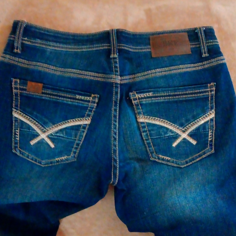 BKE Aiden 32×32